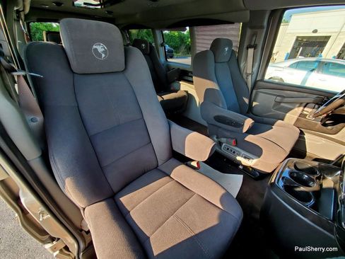 Used 2019 Chevrolet Express 2500 image 25