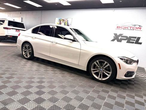 Used 2017 BMW 330i Sedan RWD image 2