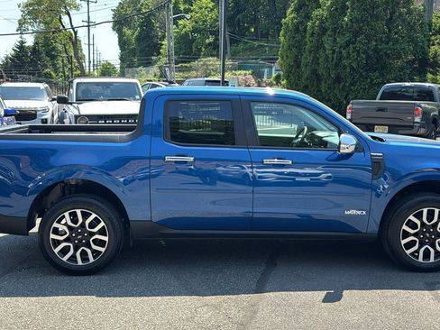 Certified 2024 Ford Maverick Lariat AWD/4WD image 11