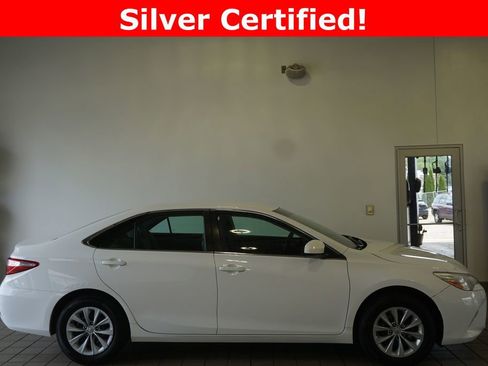 Certified 2017 Toyota Camry LE FWD image 2