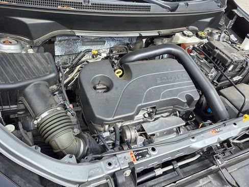 Used 2023 Chevrolet Equinox LT image 26
