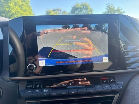 Used 2025 Toyota Camry LE w/ Convenience Package FWD image 34
