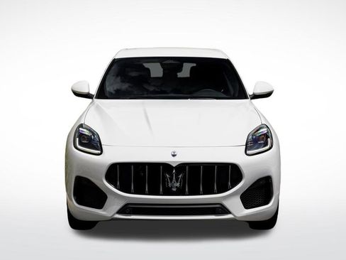 New 2025 Maserati Grecale GT image 8