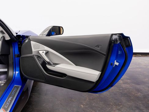 Used 2019 Chevrolet Corvette ZR1 RWD image 36