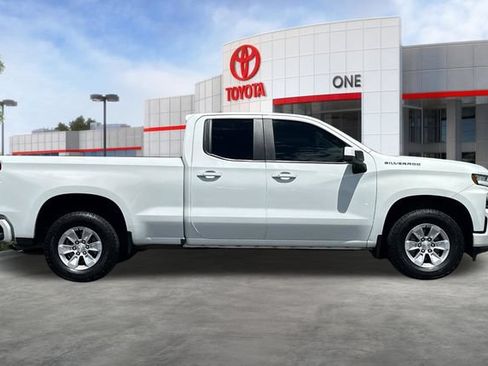 Used 2019 Chevrolet Silverado 1500 LT w/ All-Star Edition RWD image 3