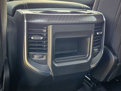 New 2026 RAM 1500 Express AWD/4WD image 33