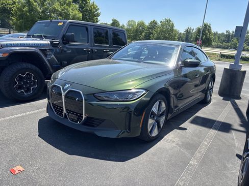 Used 2023 BMW i4 eDrive40 RWD image 13