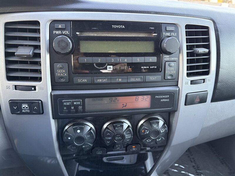 Used 2006 Toyota 4Runner Limited w/ Preferred Accessory Pkg RWD image 19