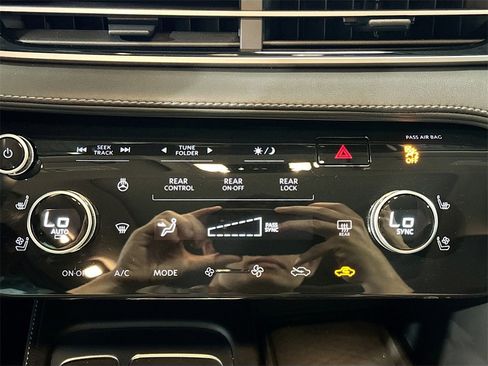 Used 2026 INFINITI QX60 Luxe w/ Cargo Package image 17