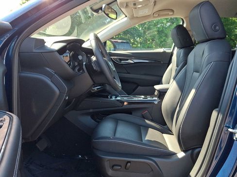 Used 2023 Buick Envision Essence AWD/4WD image 15