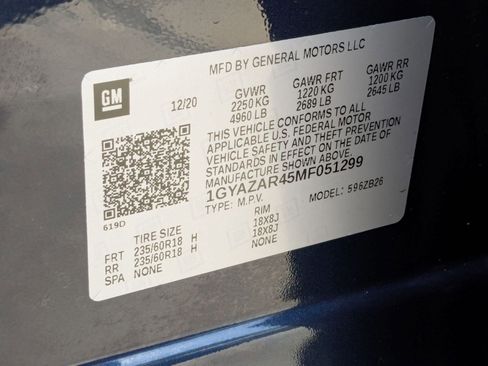 Used 2021 Cadillac XT4 Luxury w/ Cold Weather Package FWD image 25