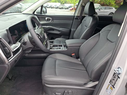 New 2026 Kia Sorento S AWD/4WD image 9