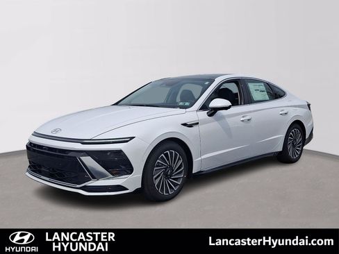 New 2026 Hyundai Sonata Limited FWD image 1
