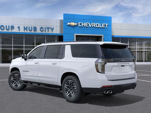 New 2026 Chevrolet Suburban Z71 w/ Comfort Package AWD/4WD image 3