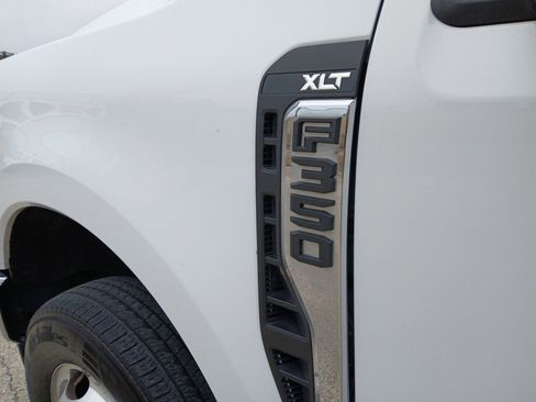 Used 2023 Ford F350 XLT image 29