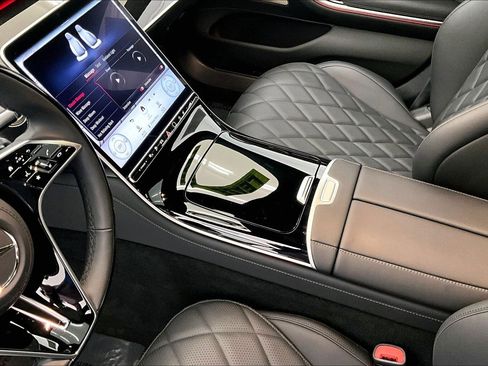 Used 2026 Mercedes-Benz S 580e 4MATIC Sedan image 15