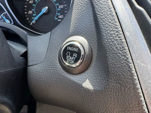 Used 2014 Ford Focus Titanium FWD image 16