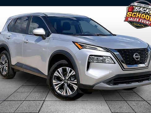 Used 2023 Nissan Rogue SV FWD image 2