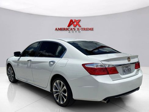 Used 2013 Honda Accord Sport image 4