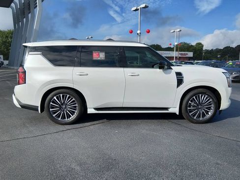 Certified 2026 Nissan Armada Platinum Reserve AWD/4WD image 2