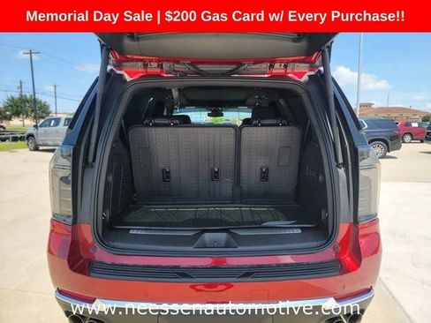 Used 2026 Chevrolet Tahoe Premier w/ Sun And Tow Package RWD image 30