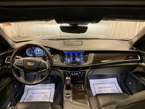 Used 2020 Cadillac CT6 Platinum image 2