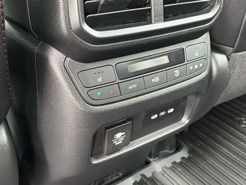 Used 2024 Honda Passport Black Edition image 27