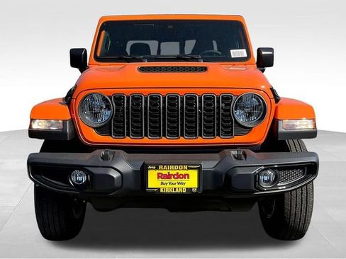 New 2025 Jeep Gladiator Sport image 14