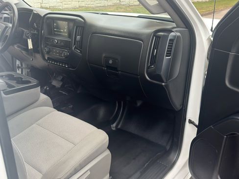 Used 2018 Chevrolet Silverado 2500 W/T w/ WT Convenience Package image 21