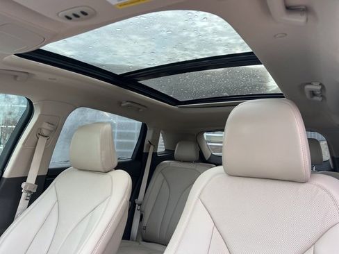 Used 2023 Lincoln Nautilus Reserve image 25