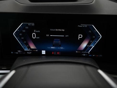 Used 2023 BMW X7 xDrive40i image 30