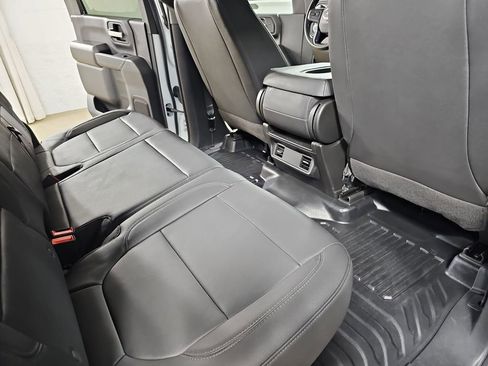Certified 2022 GMC Sierra 3500 Pro w/ Convenience Package AWD/4WD image 14