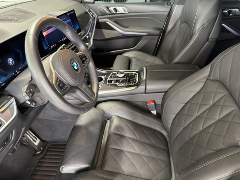 Used 2026 BMW X7 xDrive40i w/ Executive Package AWD/4WD image 4