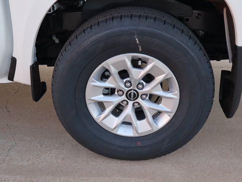 New 2026 Nissan Frontier S image 9