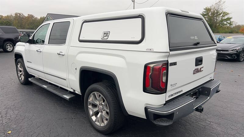 Used 2018 GMC Sierra 1500 SLT w/ SLT Premium Package AWD/4WD image 6