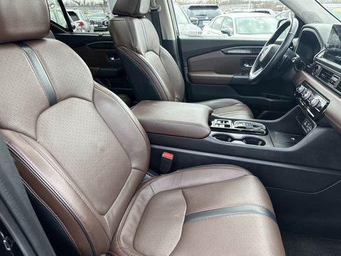 Certified 2023 Honda Pilot Elite image 15