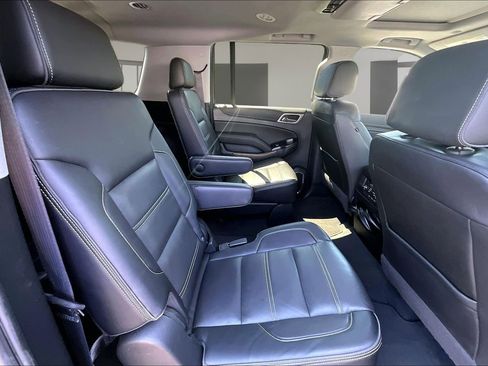Used 2020 GMC Yukon XL Denali w/ Open Road Package AWD/4WD image 25