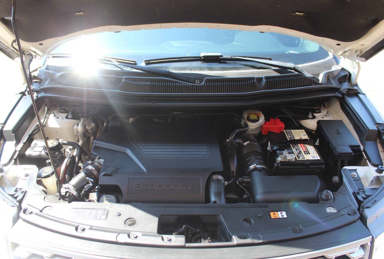 Used 2018 Ford Explorer Platinum AWD/4WD image 8