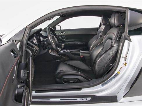 Used 2012 Audi R8 V10 AWD/4WD image 15