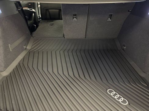 New 2027 Audi Q6 e-tron Prestige AWD/4WD image 14