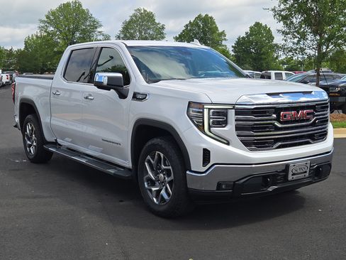 Used 2023 GMC Sierra 1500 SLT RWD image 4