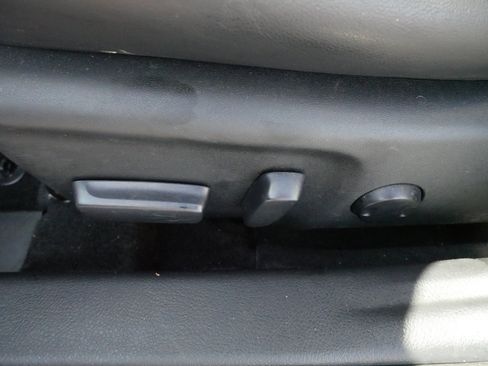 Used 2017 Toyota Camry XSE image 20