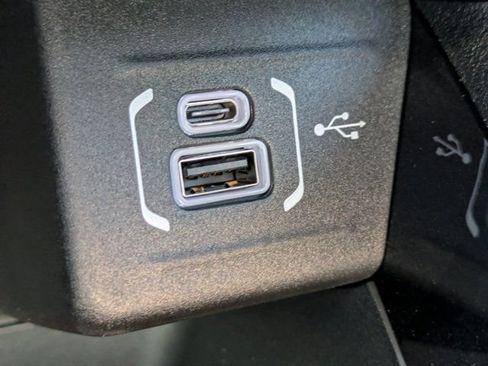 New 2026 Jeep Compass Latitude AWD/4WD image 19