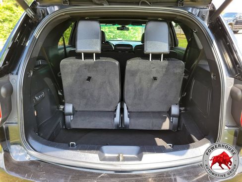 Used 2016 Ford Explorer Limited w/ Equipment Group 301A FWD image 13