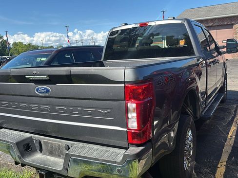 Used 2022 Ford F250 XLT w/ XLT Premium Package AWD/4WD image 5