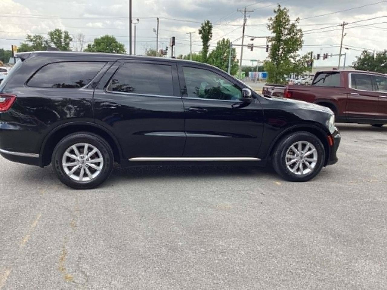 Used 2021 Dodge Durango SXT w/ 3rd Row Seating Group RWD image 1