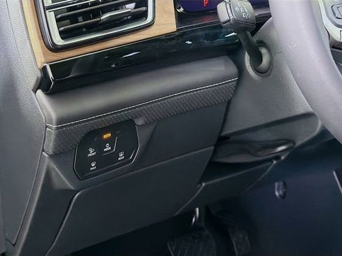 New 2026 Volkswagen Atlas SE FWD image 10