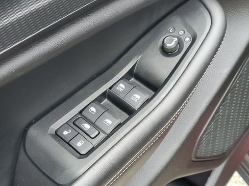 Used 2024 Jeep Grand Cherokee Laredo X AWD/4WD image 22
