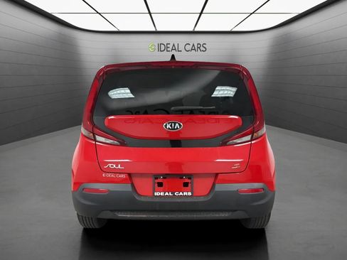 Used 2020 Kia Soul S FWD image 6