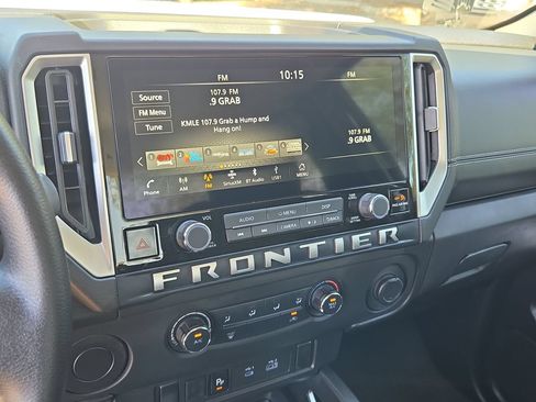 Certified 2025 Nissan Frontier SV RWD image 19